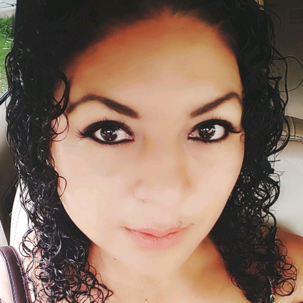 Meet your Posher, Graciela